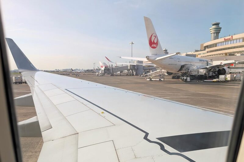 JAL便が発着する羽田空港第1ターミナル