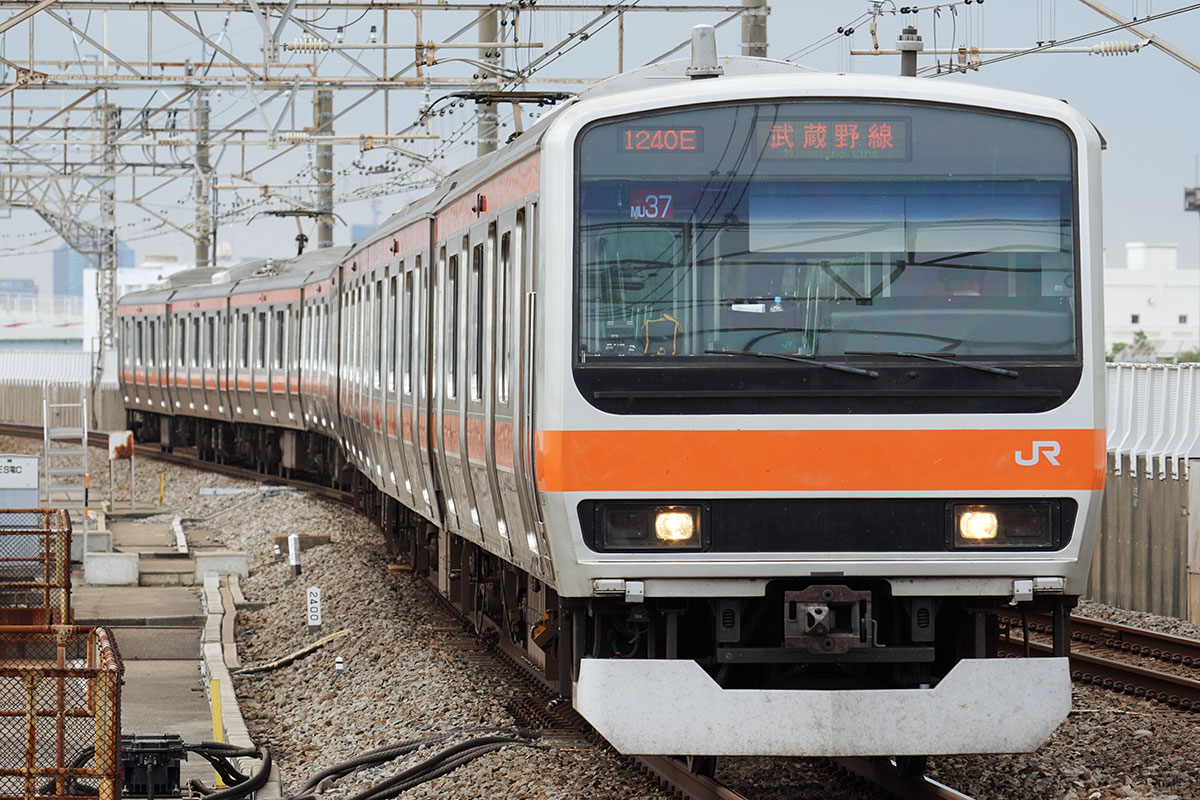 武蔵野線のE231系電車