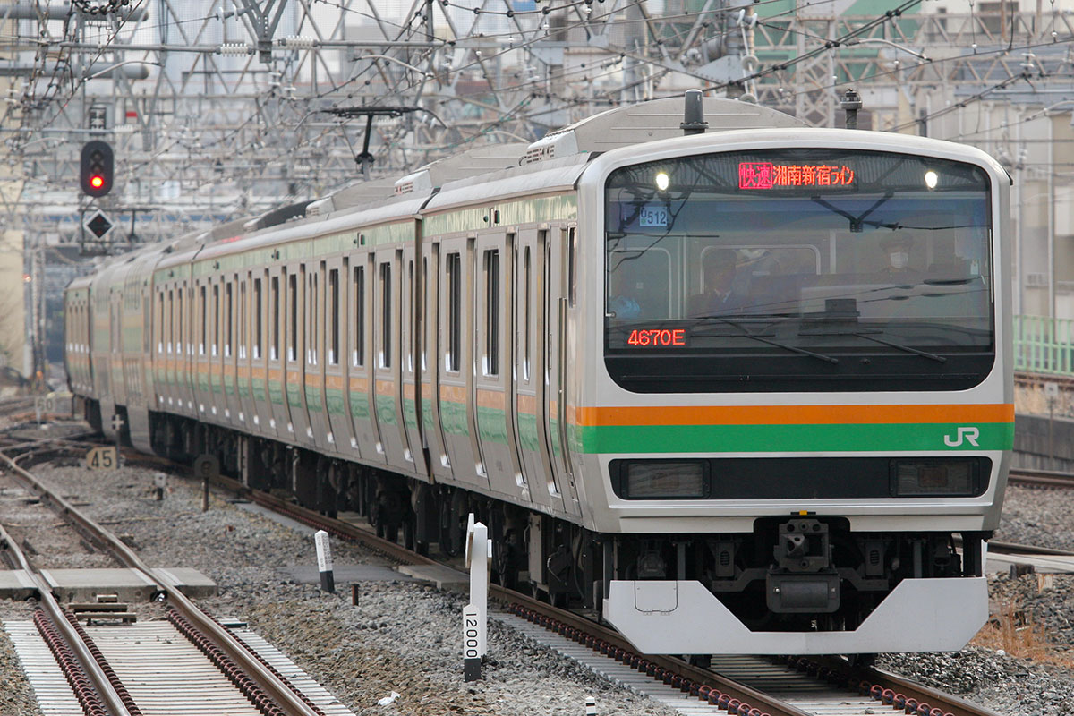 湘南新宿ラインのE231系電車