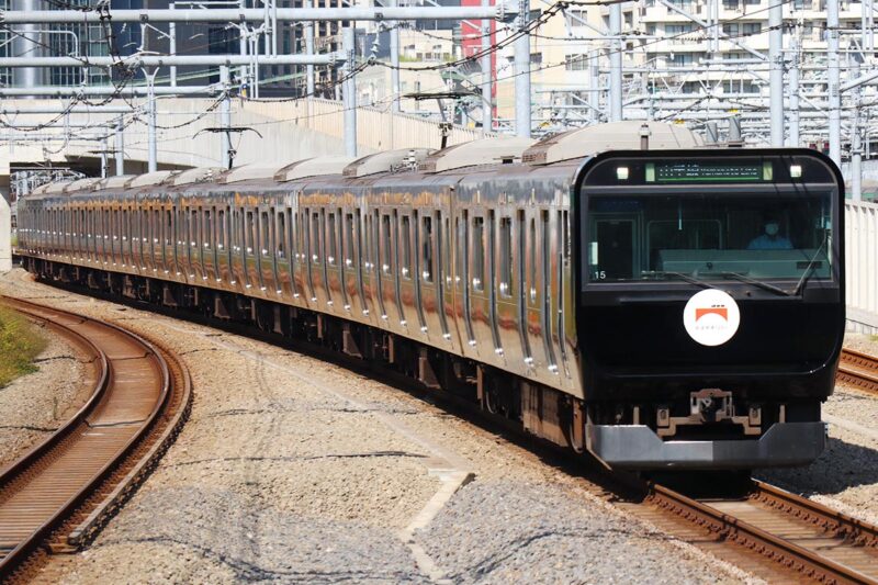 2022年に期間限定で運行された「黒い山手線」