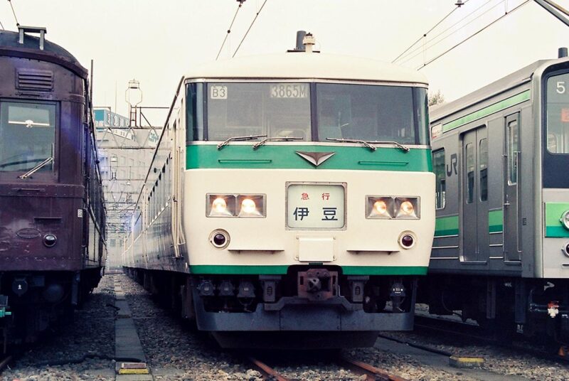 JR東日本のイベントで展示された185系電車(1988年撮影)